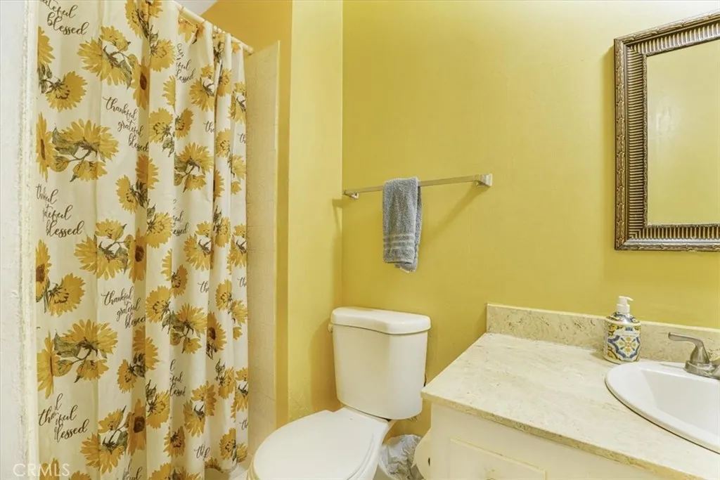 6904 Radford Avenue 1, North Hollywood, California 91605 home-pic-14